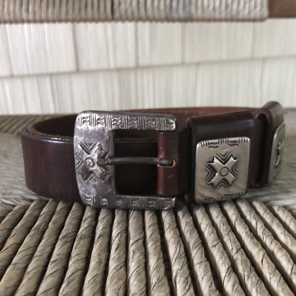 Vintage Italian Leather Belt Size Medium Brown Silver Hardware Southwest Design - Picture 2 of 16